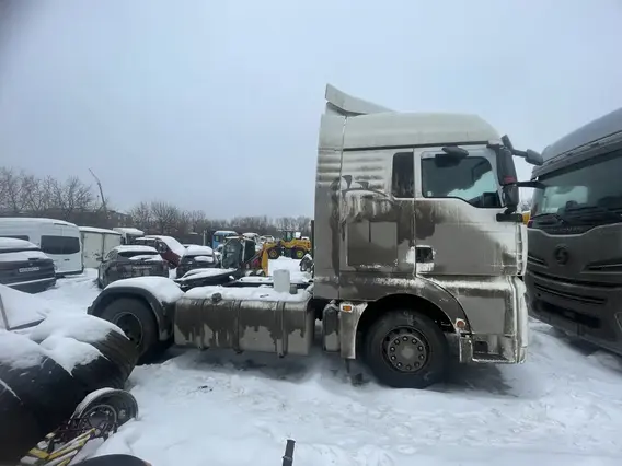 Седельный тягач SITRAK c7h 2023 года б/у фото 2