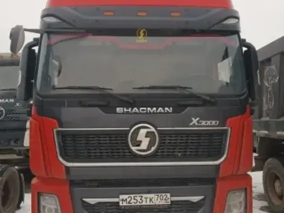Седельный тягач Shacman SX42584V324 2023 года б/у фото 2