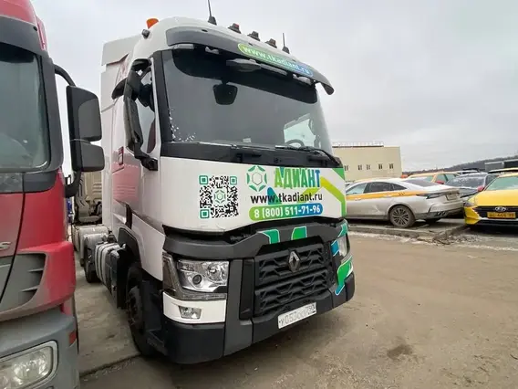 Седельный тягач Renault T 2018 года б/у