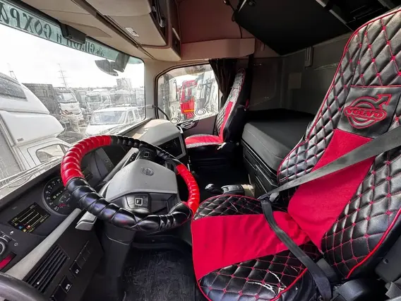 Седельный тягач Volvo FH 2018 года б/у фото 8