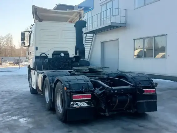 Седельный тягач Камаз 65206 2021 года б/у фото 5