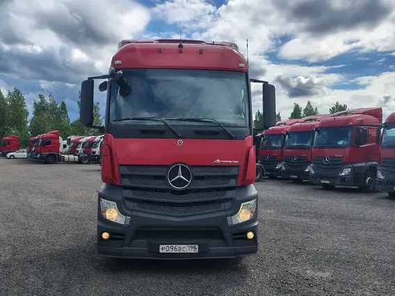 Седельный тягач Mercedes-Benz Actros 2021 года б/у фото 2