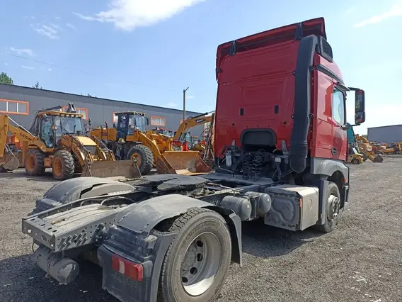Седельный тягач Mercedes-Benz Actros 2021 года б/у фото 8