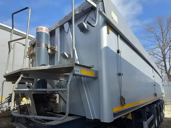 Самосвальный полуприцеп Bodex 4WA1 2023 года б/у фото 4