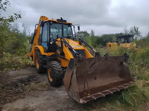 Экскаватор-погрузчик JCB 3DX 2023 года б/у