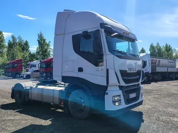 Седельный тягач IVECO Stralis 2021 года б/у фото 4