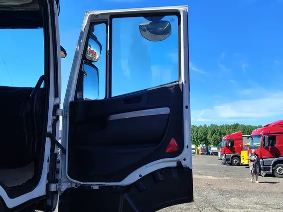 Седельный тягач IVECO Stralis 2021 года б/у фото 10