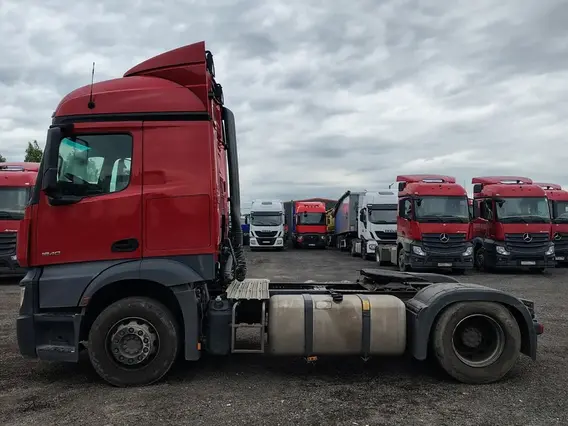Седельный тягач Mercedes-Benz Actros 2021 года б/у фото 5