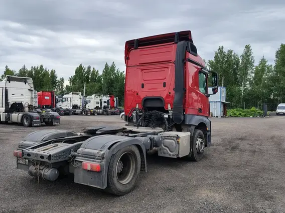 Седельный тягач Mercedes-Benz Actros 2021 года б/у фото 8