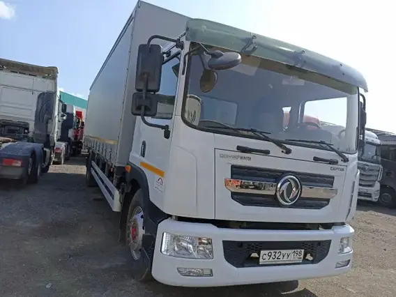 Тентованный грузовик Dongfeng C180LS 2024 года б/у