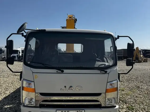 Бортовой грузовик JAC N90 L 2023 года б/у фото 3