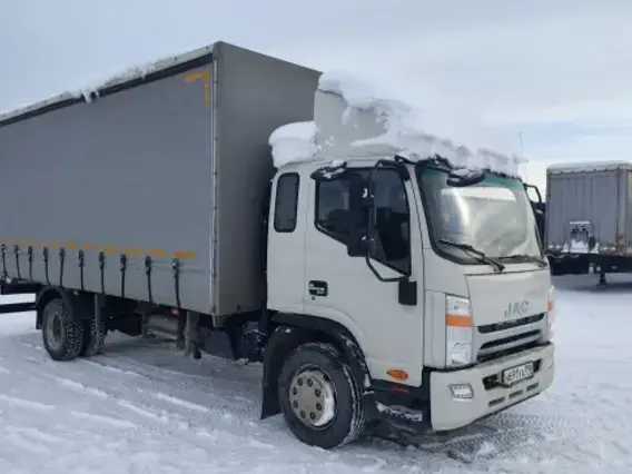 Тентованный грузовик JAC N120 2023 года б/у