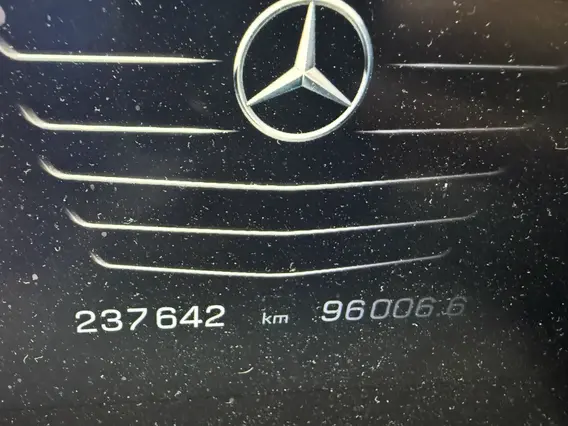 Седельный тягач Mercedes-Benz Actros 2023 года б/у фото 13