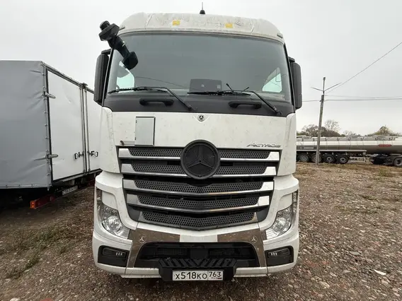 Седельный тягач Mercedes-Benz Actros 2023 года б/у фото 3