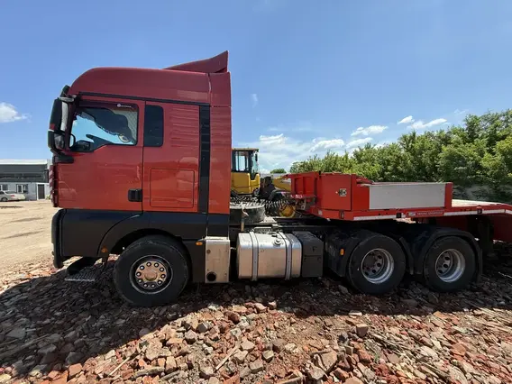 Седельный тягач SITRAK c7h 2023 года б/у фото 8