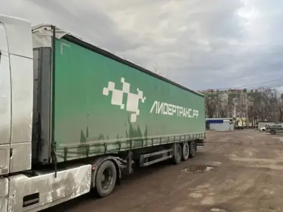Тентованный полуприцеп Schmitz SCS 24 - 9084 2017 года б/у