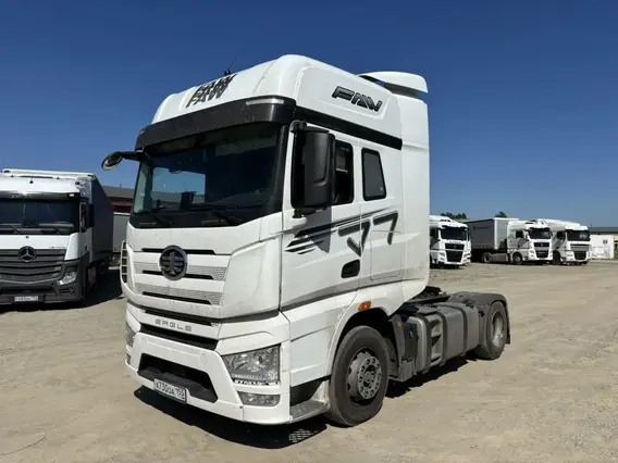 Седельный тягач FAW J7 2023 года б/у фото 2