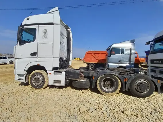 Седельный тягач Камаз 65209 2020 года б/у фото 7