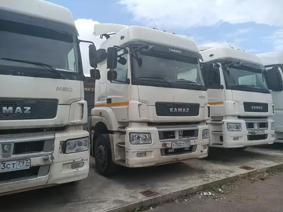 Седельный тягач Камаз 5490 2018 года б/у фото 3