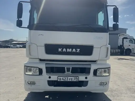 Седельный тягач Камаз 5490 2017 года б/у фото 2