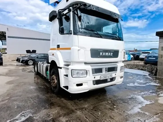 Седельный тягач Камаз 5490 2018 года б/у фото 4