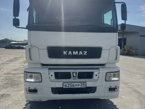 Седельный тягач Камаз 5490 2017 года б/у фото 2