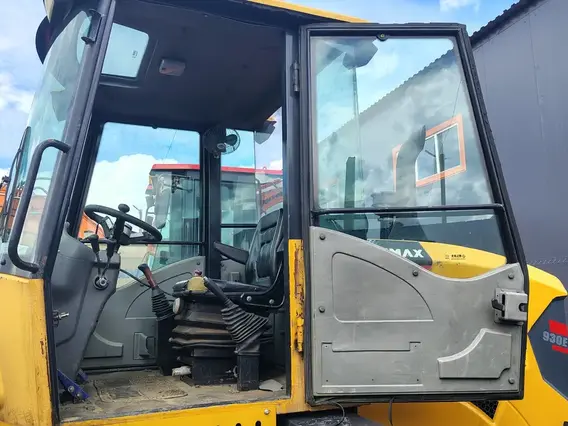 Фронтальный погрузчик Runmax 930E 2022 года б/у фото 9