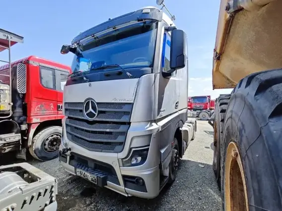 Седельный тягач Mercedes-Benz Actros 2023 года б/у