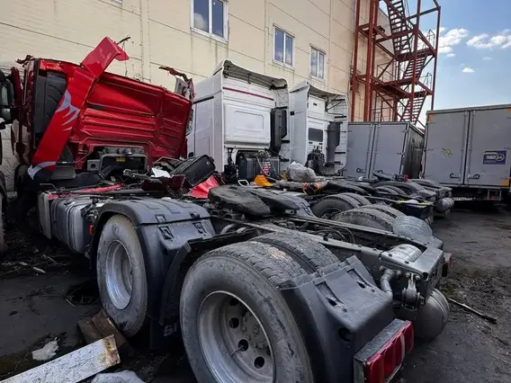 Седельный тягач SITRAK c7h 2022 года б/у