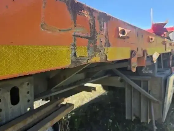 Бортовой полуприцеп AMUR LYR9500JSR 2023 года б/у фото 11