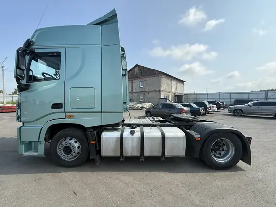 Седельный тягач Dongfeng DFH4180 2023 года б/у фото 8