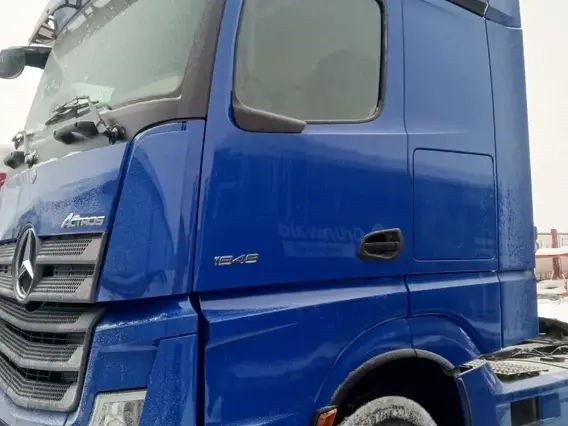 Седельный тягач Mercedes-Benz Actros 2021 года б/у фото 2