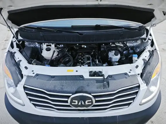 Микроавтобус JAC Sunray 2023 года б/у фото 12