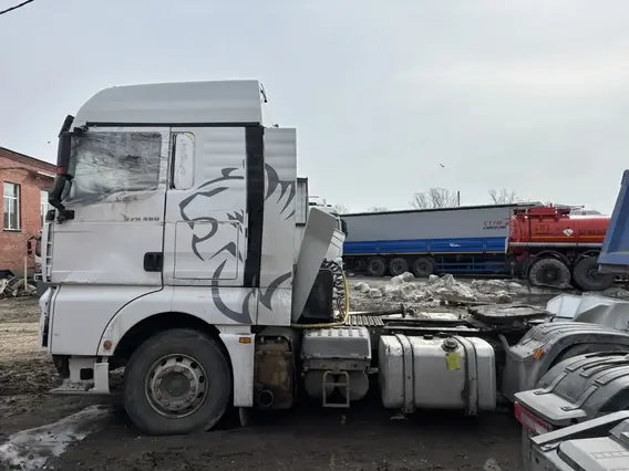 Седельный тягач SITRAK c7h 2023 года б/у фото 8