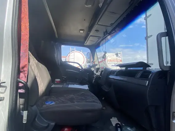 Тентованный грузовик Foton Auman EST M 2024 года б/у фото 10