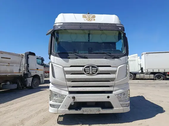 Седельный FAW J7 2023 года б/у фото 3