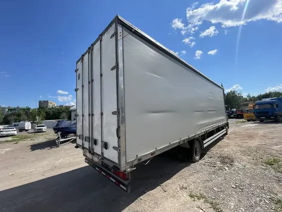 Бортовой грузовик FOTON Auman EST M 2024 года б/у фото 8