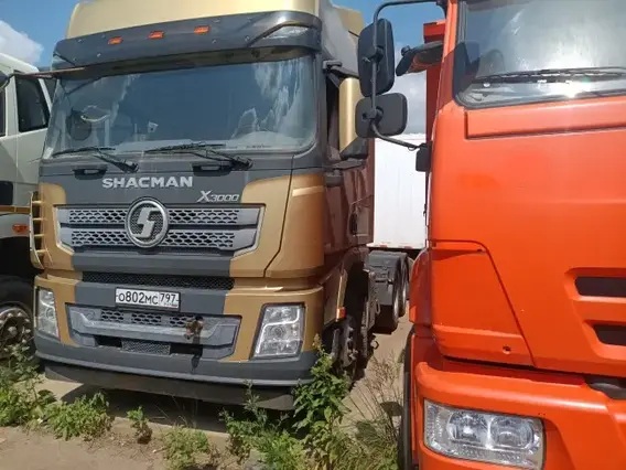 Седельный тягач Shacman SX42584W324C 2022 года б/у