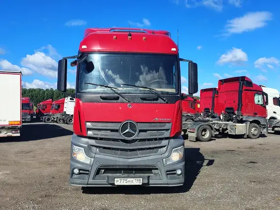 Седельный тягач Mercedes-Benz Actros 2021 года б/у фото 2
