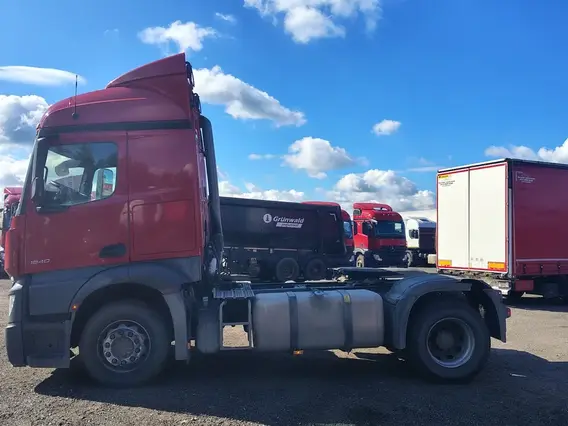 Седельный тягач Mercedes-Benz Actros 2021 года б/у фото 8