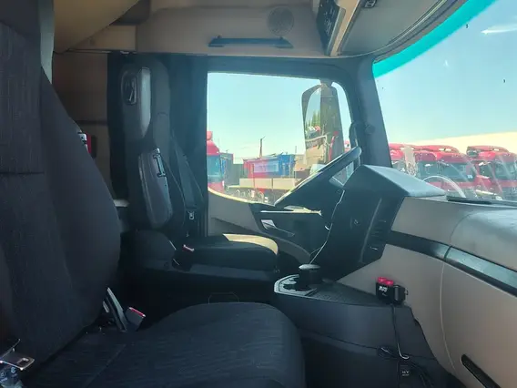 Седельный MERCEDES-BENZ Actros 2021 года б/у фото 12