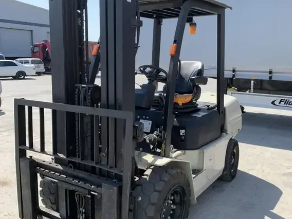 Вилочный погрузчик TFN CPCD35-AG2 2023 года б/у