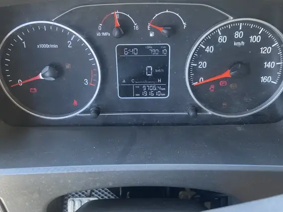 Бортовой грузовик FOTON Auman EST M 2024 года б/у фото 13