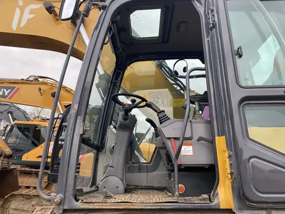 Экскаватор XCMG XE210WD 2021 года б/у фото 22