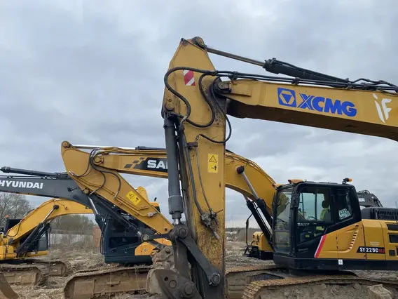 Экскаватор XCMG XE210WD 2021 года б/у фото 4