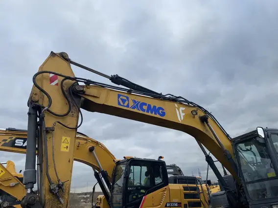 Экскаватор XCMG XE210WD 2021 года б/у фото 5