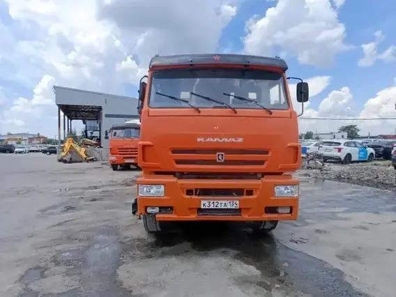 Грузовой специальный КАМАЗ 6520 2022 года б/у фото 3
