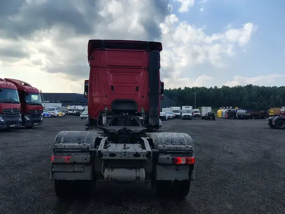Седельный тягач Mercedes-Benz Actros 2022 года б/у фото 6