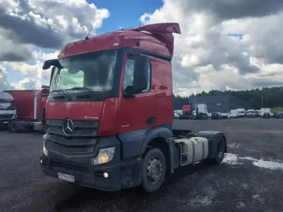 Седельный тягач Mercedes-Benz Actros 2021 года б/у
