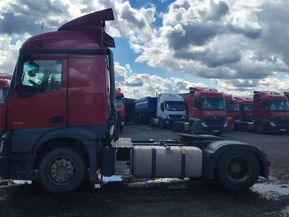 Седельный тягач Mercedes-Benz Actros 2021 года б/у фото 8